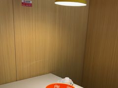 -小鱼小牛(世欧广场店)