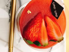 -UNI UNI(环亚凯瑟琳店)