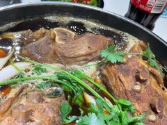 -运气牛自助酱大骨火锅(南京东路店)