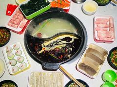 鸳鸯锅-钢管厂五区小郡肝串串香(奥克斯广场锦城万达店)