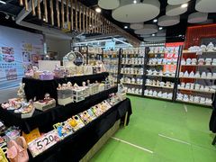 -郑在DIY·潮玩银饰绘画手作(中央大道旗舰店)