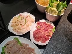 -野迹·石橄榄鸡·烧烤(新洲店)