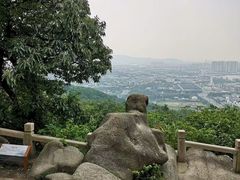 -灵岩山风景区