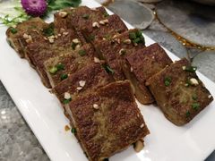 香煎手工豆腐-卿雲阁私人高定餐厅(汉口江滩店)