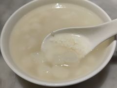 -渝信川菜 · 川味家常菜(财富购物中心店)