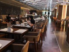 -BLU 全日制餐厅(上海安曼纳卓悦酒店)