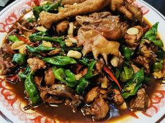 -郑小二山东特色炒鸡店(红小巷店)