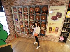 -LINE FRIENDS Garosu-gil Flagship Store