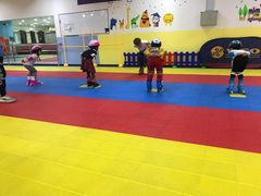 -米高轮滑·自由式轮滑·速桩·滑板(锦辉店)