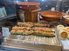 -乐兹薇尔高端烘焙店(海宁西田城店)