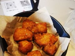 -必胜客(欢乐颂店)