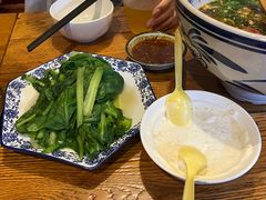 -蜗牛小馆醉乡民谣云南菜(惠新西里店)