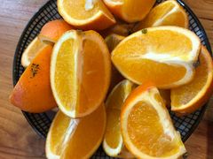 -野山舂·贵州现舂酸汤火锅(鸿通城店)