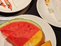 -钱小奴海鲜自助黑金店(杭州滨江龙湖店)