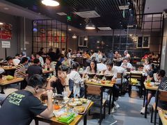 大堂-范贤光鸡公煲(平乐园总店)