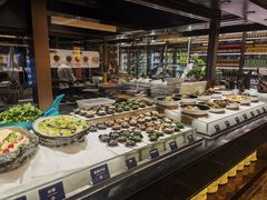 -钱小奴海鲜自助黑金店(杭州滨江龙湖店)