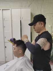 -慕名造型