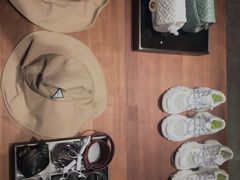 -URBAN REVIVO(西安Momopark店)