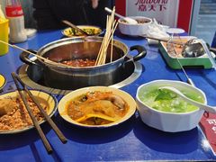 -马路边边火锅串串(观前街店)