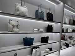 -CHARLES & KEITH(青岛万象城店)