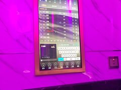 -皇马纯KTV·量贩·聚会(民治店)