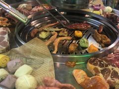-哈哈碳都·牛肋条无限自助烤肉(宝龙店)