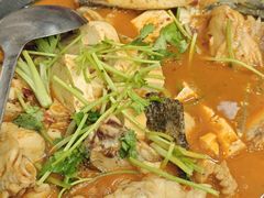 -万佛湖许老大铁锅鱼(黑金冠店)
