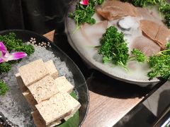 -捞王锅物料理(上海世茂广场店)