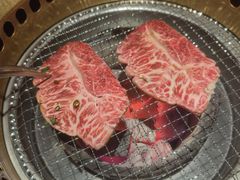 -山川小町·极番烧肉(新地假日广场店)