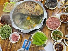 -储奇门鳝鱼火锅(总店)