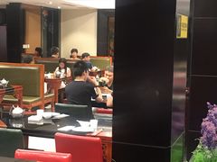 大堂-皇城根·鲁菜济南菜·吊炉烤鸭·炒鸡鱼头(济南旗舰店)