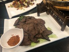 -河畔春天时尚餐厅