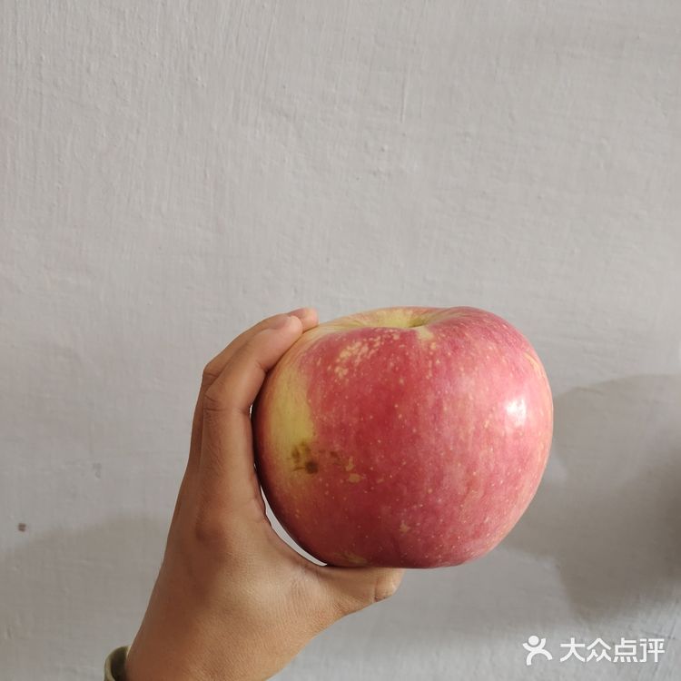 平平安安超级好吃的大苹果