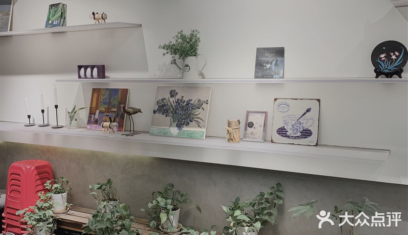 容易被忽视但绝对宝藏的书店[礼花]它真的好安静