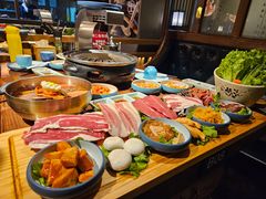 -明洞阿姨·韩式酱蟹烤肉·创意料理(三元桥店)