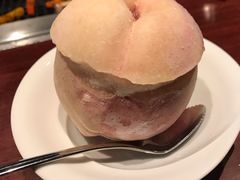 冻桃冰激凌-叙叙苑(大阪店)
