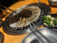 -极简·炭火烤肉主题餐厅·龙虾烧烤·烤羊排(宝龙店)