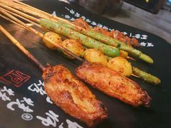 -何师烧烤·香辣蟹·川菜·30年老品牌(太古里旗舰店)