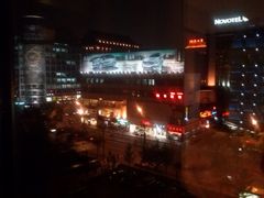 街道夜景-北京丽晶酒店