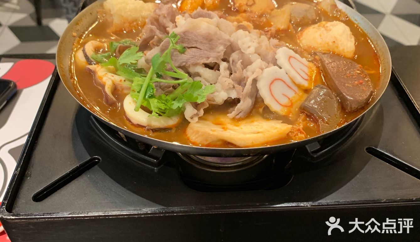 脏脏茶做的也不错不会很腻，总体来说还不错