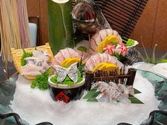 -鼎泰亨·海鲜牛肉餐厅(滨江店)