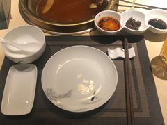 -余欢领鲜火锅(新街口店)