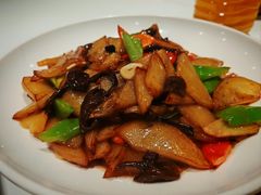 -白鹿苑蒙餐(鄂温克宾馆店)