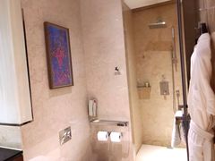 -广州天河希尔顿酒店