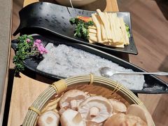 -捞王锅物料理(上海世茂广场店)