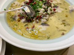 -新天明砂锅鱼头煲