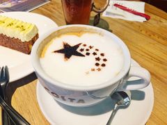 卡布奇诺-COSTA COFFEE(成都来福士店)