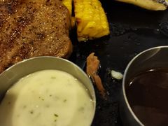 -必胜客(机场路店)