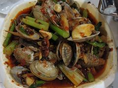 -凤凰路何眼镜香辣蟹(花果园店)