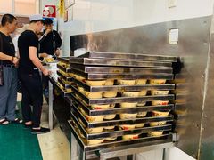 面包甜点陈列柜-定家小酥肉·清真(回民街店)